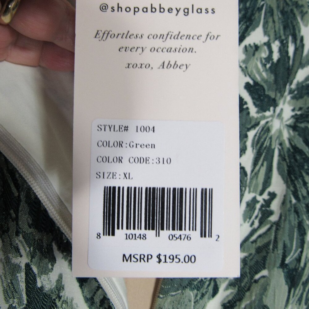 ABBEY GLASS, NWT $195.00 COASTAL HIBISCUS PRINT DRESS, SHIFT / SHEATH XL,16/18 - Picture 2 of 10
